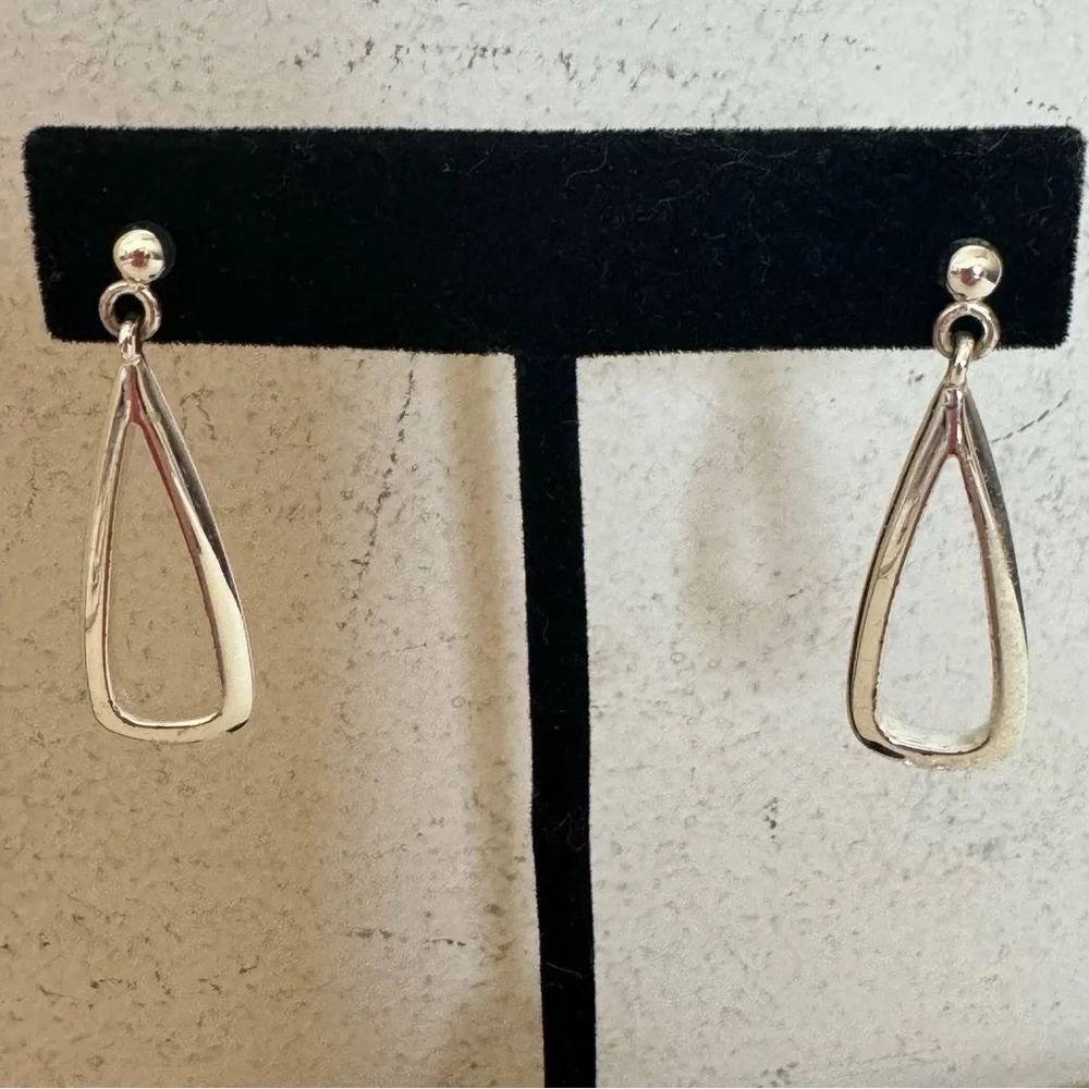 Macy’s Silver Oblong Hoop Drop Minimalist Earrings